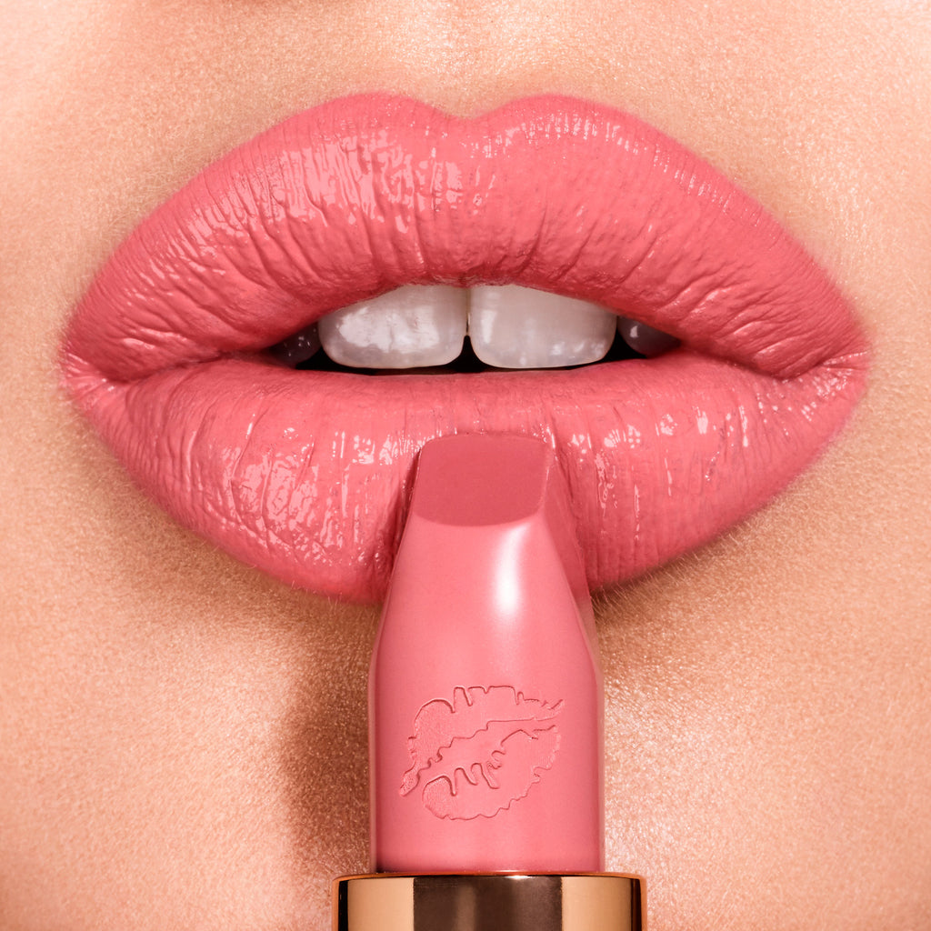 Помада Charlotte Tilbury Hot Lips Lipstick - Shopping TEMA