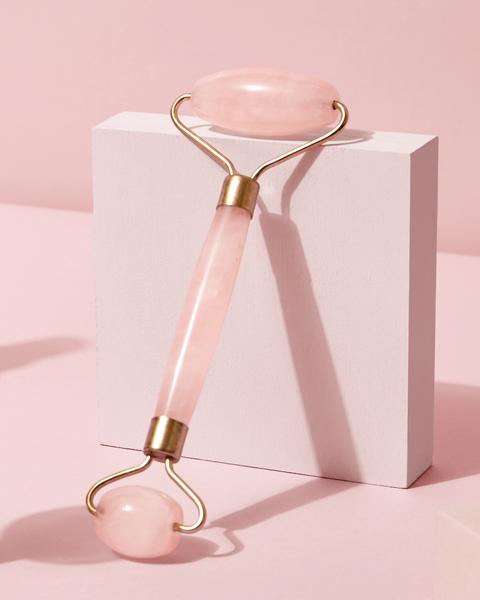 Роллер для лица розовый кварц Herbivore Rose Quarz Facial Roller - Shopping TEMA